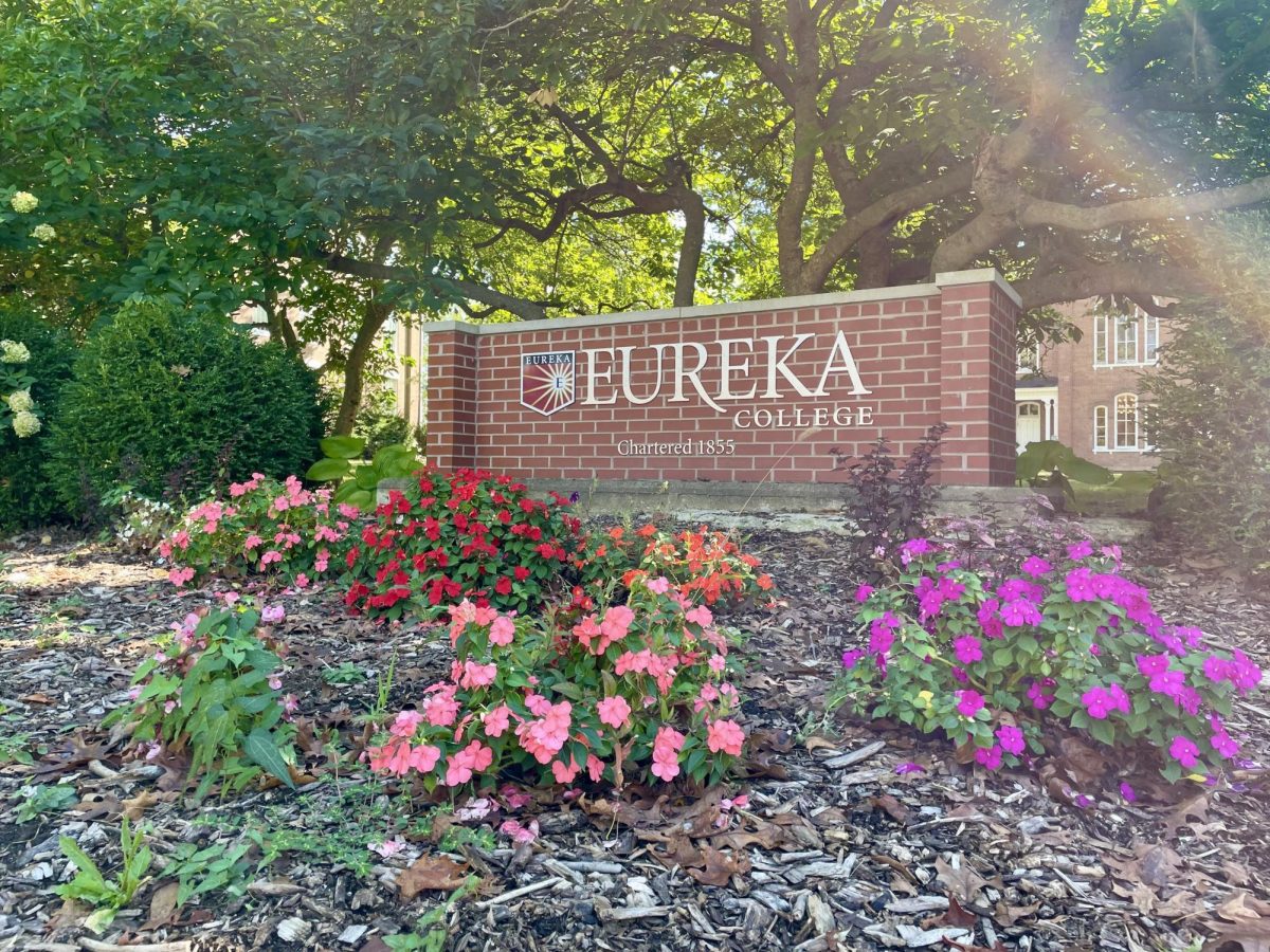 Hope Walter – The Eureka College Pegasus